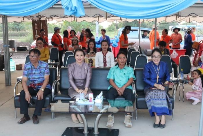 อบต.ไชยสอ \"จัดใหญ่งานลอยกระทงสืบสานป...
