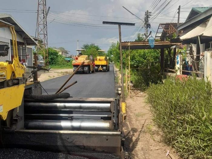ลงพื้นที่ตรวจงาน ทำถนนแอสฟัลท์ติก ในพื้นที่ตำบลไชยสอ จำนวน 4 เส้นทาง 